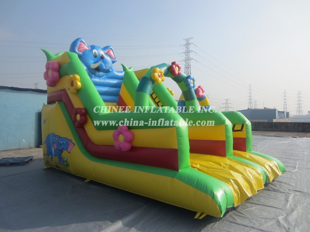 T8-1419 The Mouse Inflatable Slide