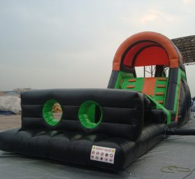 T7-437 Pista de barrera inflable gigante