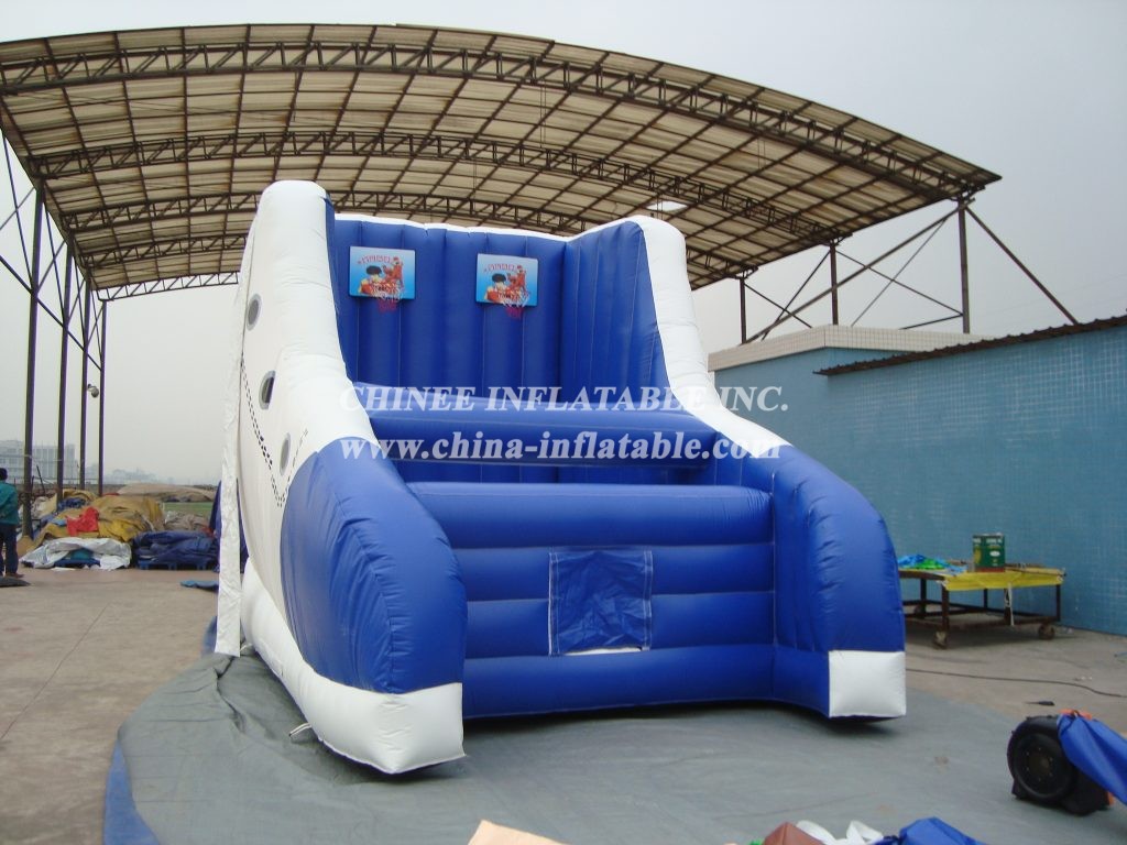 T11-101 Inflatable Basketball Field