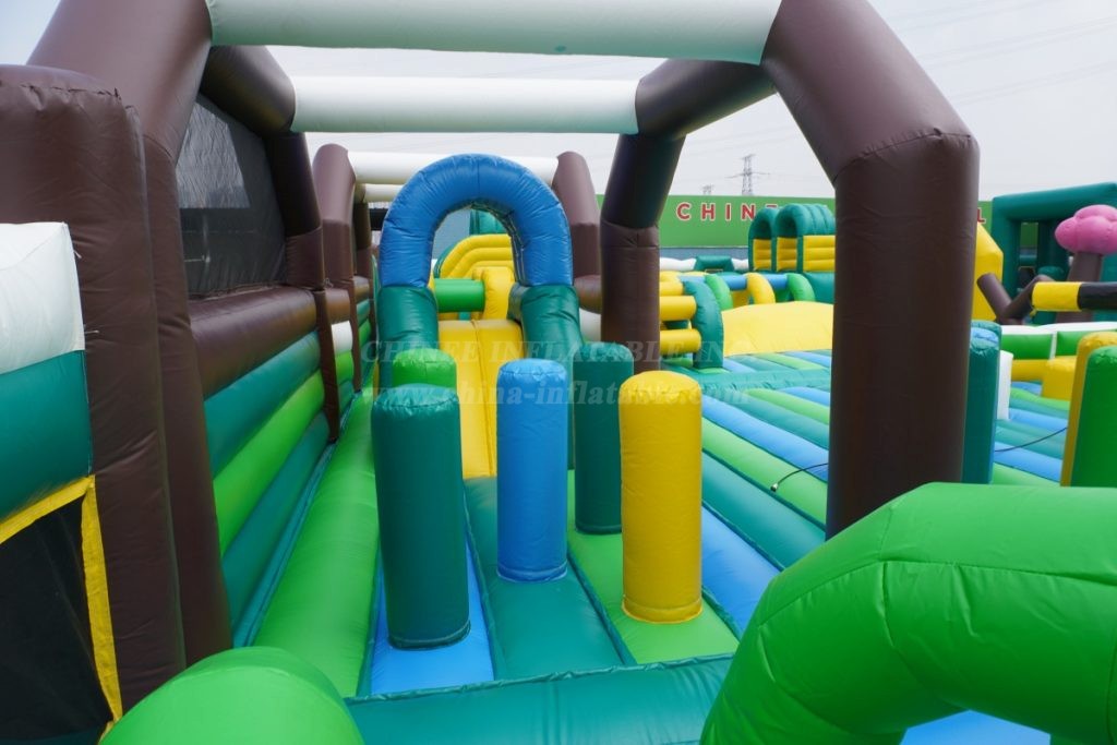 T6-801 768m² Inflatable Park