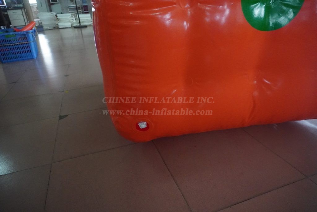 T11-2118 Inflatable Dice