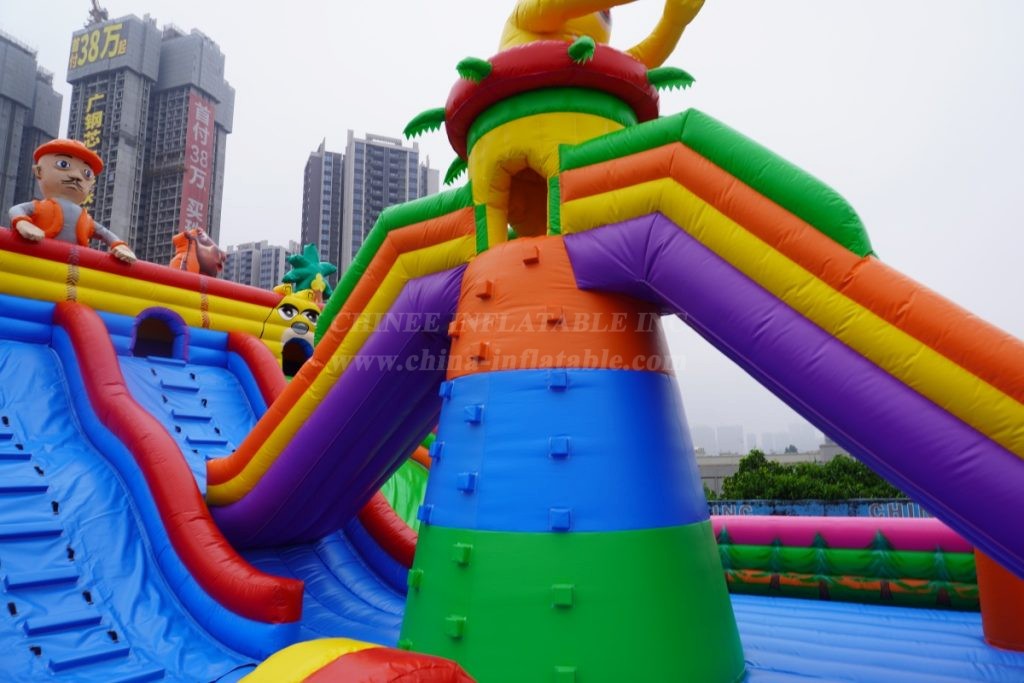 T6-805B Boonie Bears Theme Inflatable Park