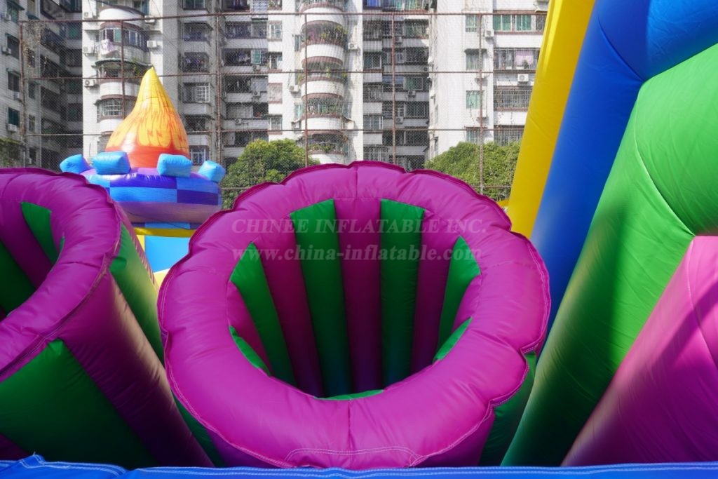 GF2-160 Ultimate Giant Inflatable Kingdom